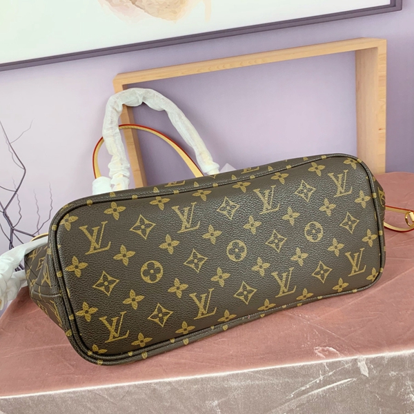 ルイヴィトンバッグ側面デザイン